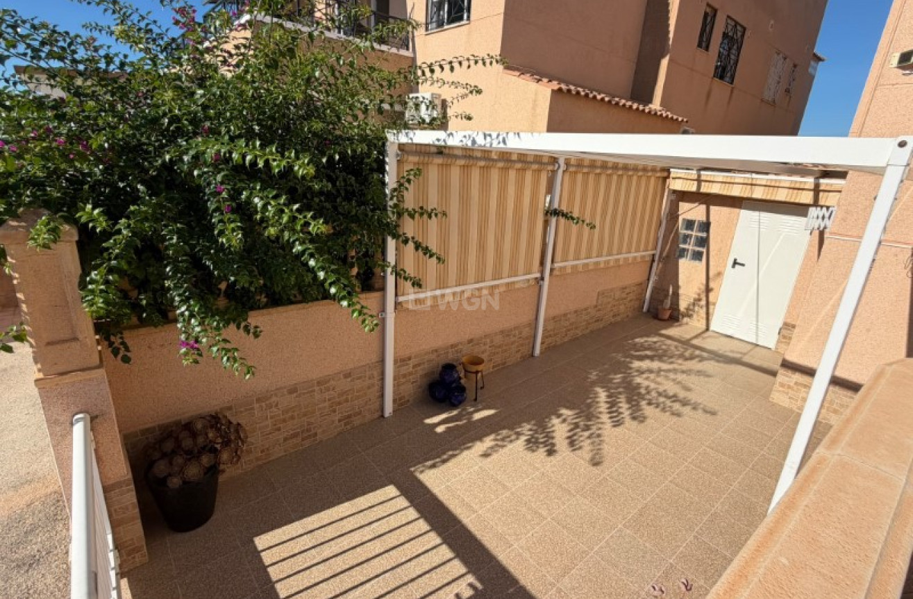 Resale - Apartment / flat - Torrevieja - Costa Blanca