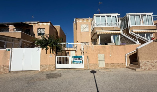 Resale - Apartment / flat - Torrevieja - Costa Blanca