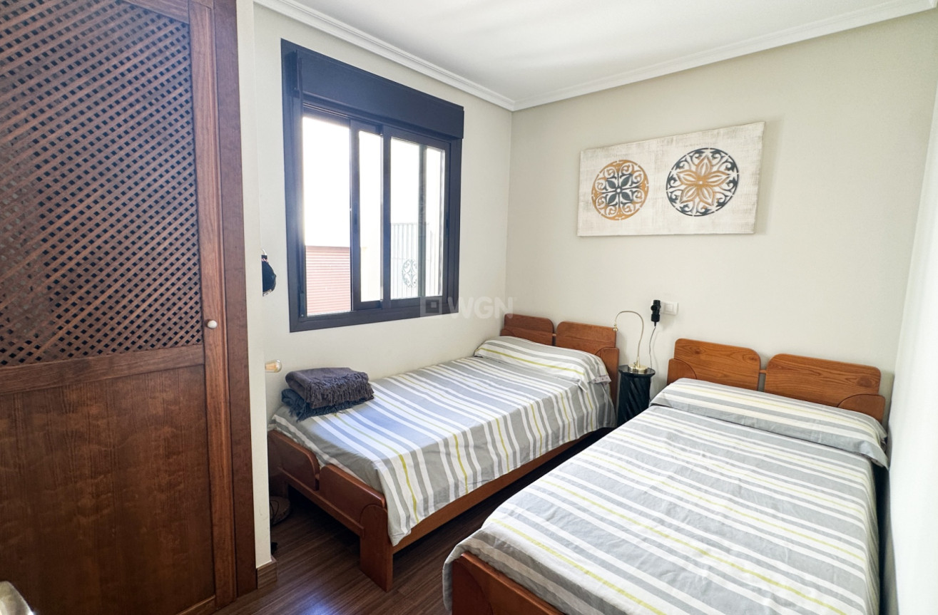 Wiederverkauf - Bungalow - Orihuela Costa - Costa Blanca