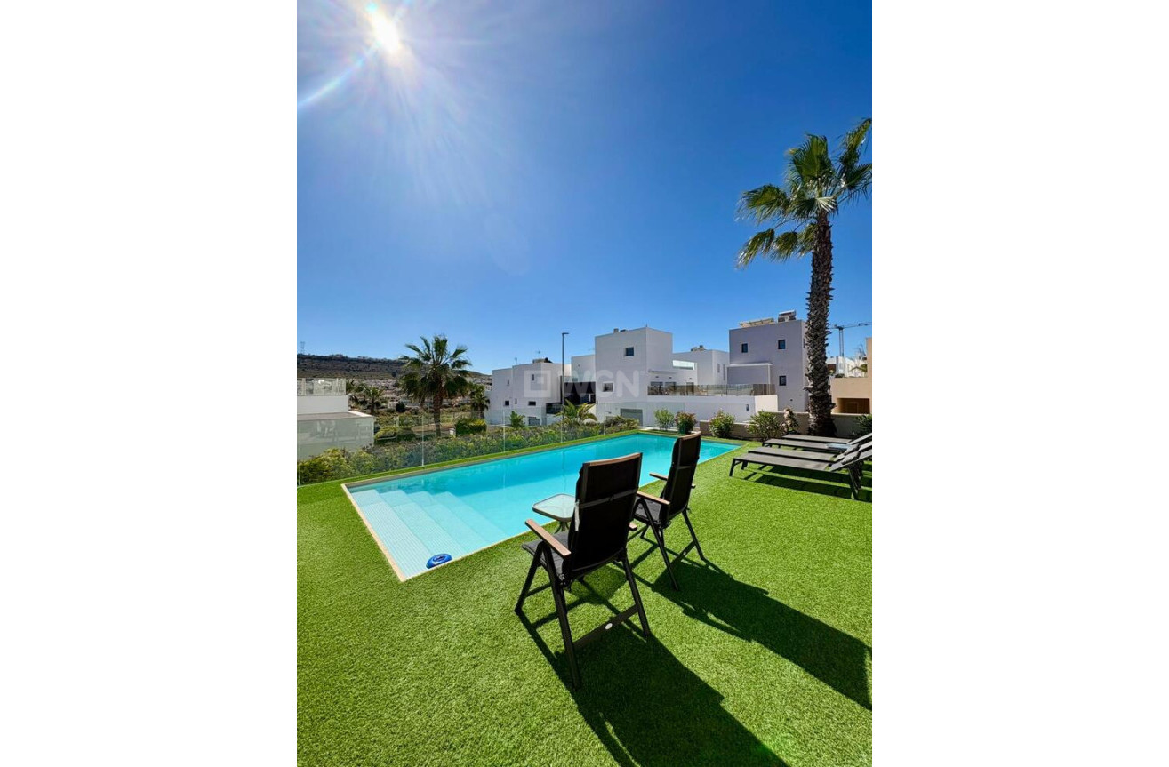 Odsprzedaż - Villa - Benijofar - Costa Blanca