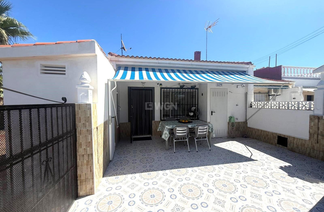 Odsprzedaż - Bungalow - Torrevieja - Torretas