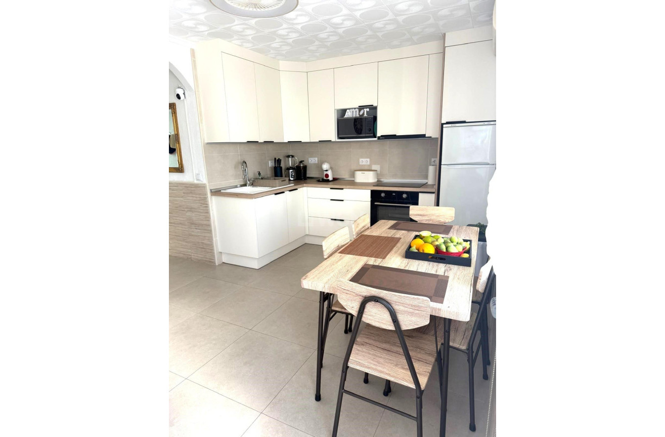 Odsprzedaż - Bungalow - Torrevieja - Torretas