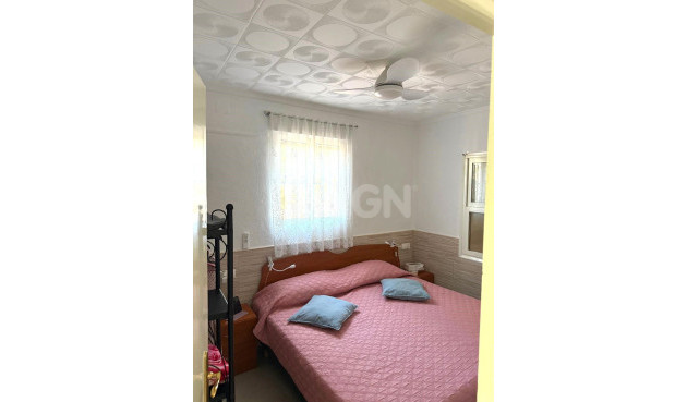 Odsprzedaż - Bungalow - Torrevieja - Torretas