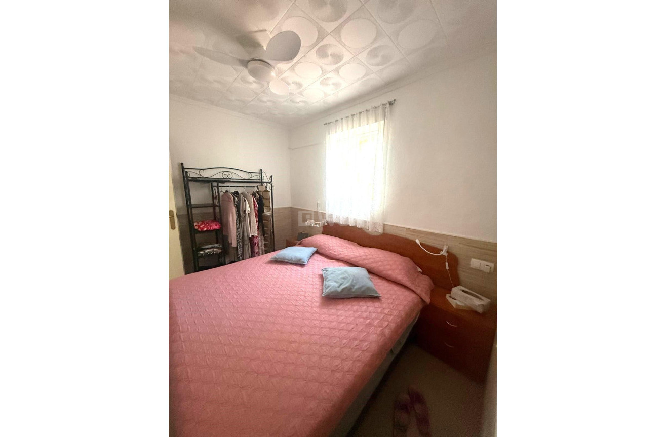 Odsprzedaż - Bungalow - Torrevieja - Torretas