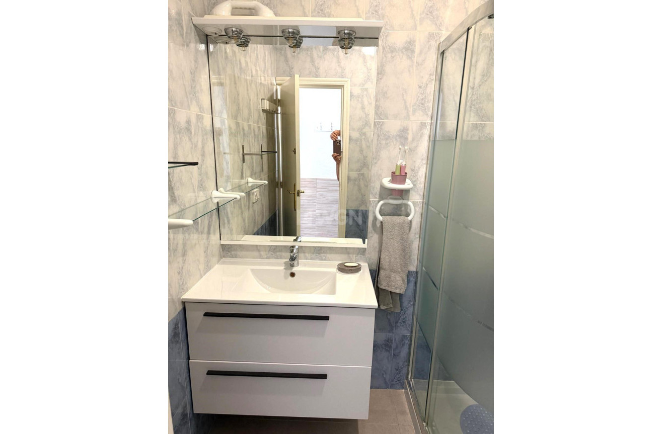 Odsprzedaż - Bungalow - Torrevieja - Torretas