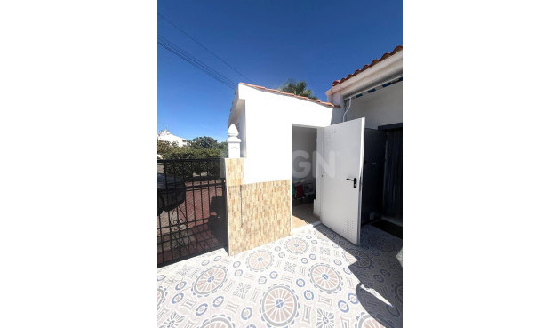 Odsprzedaż - Bungalow - Torrevieja - Torretas