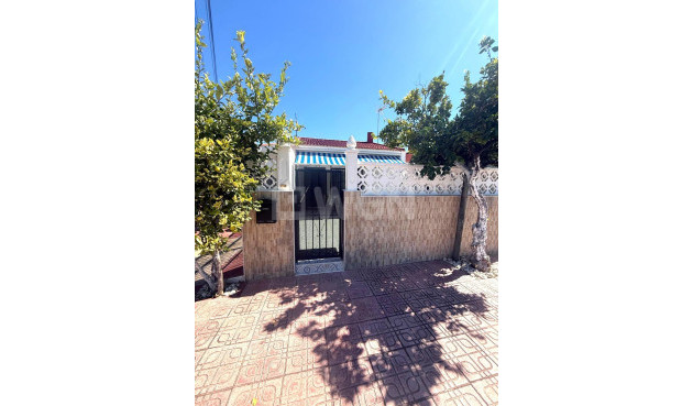 Odsprzedaż - Bungalow - Torrevieja - Torretas