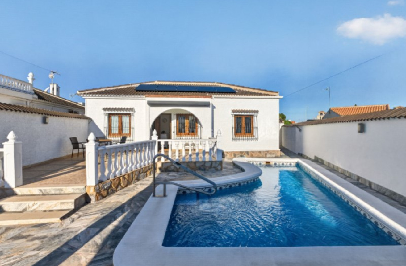 Odsprzedaż - Villa - Torrevieja - Costa Blanca