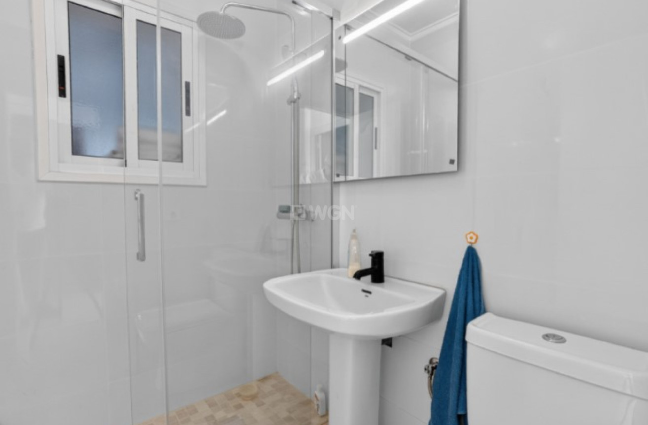 Odsprzedaż - Villa - Torrevieja - Costa Blanca