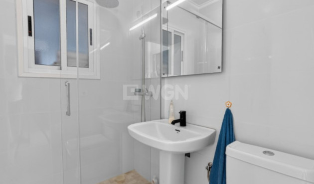 Odsprzedaż - Villa - Torrevieja - Costa Blanca