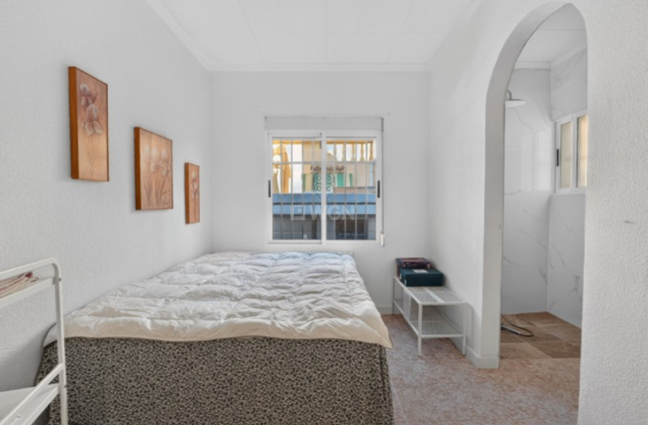 Odsprzedaż - Villa - Torrevieja - Costa Blanca