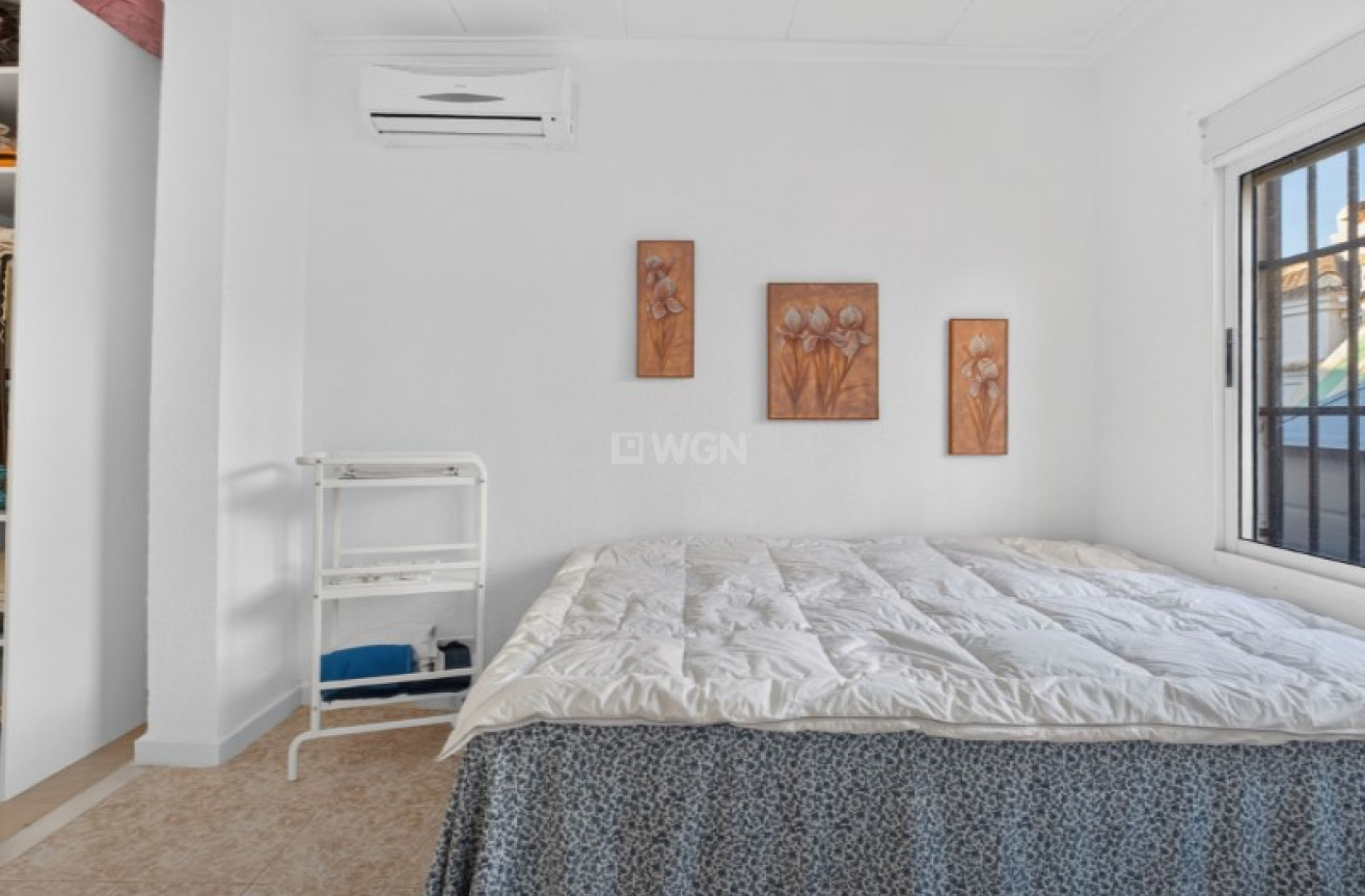 Odsprzedaż - Villa - Torrevieja - Costa Blanca