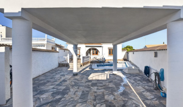 Odsprzedaż - Villa - Torrevieja - Costa Blanca