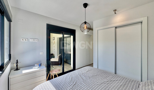 Resale - Apartment / flat - San Miguel de Salinas - Inland