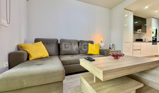 Resale - Apartment / flat - San Miguel de Salinas - Inland