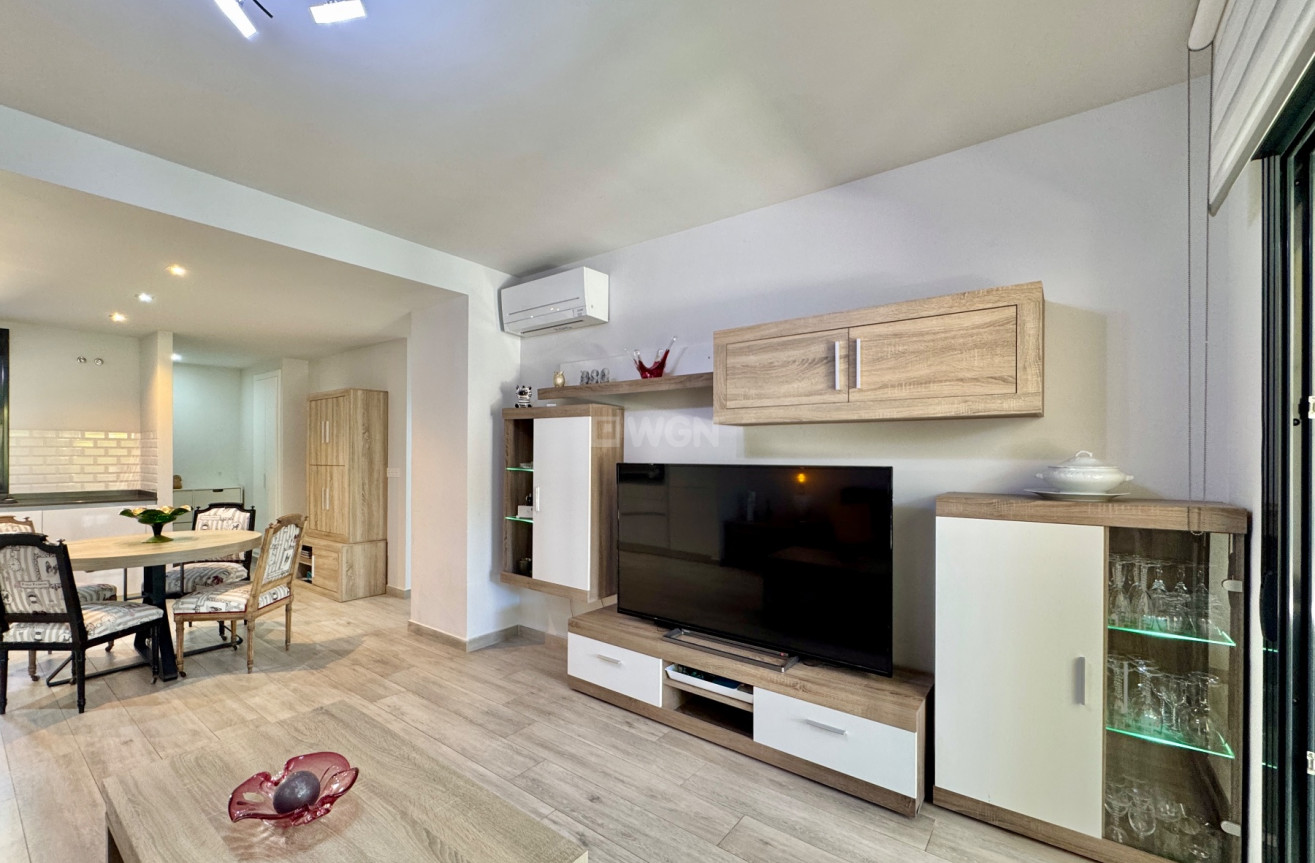 Resale - Apartment / flat - San Miguel de Salinas - Inland