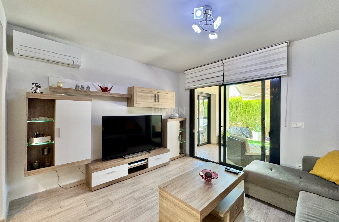 Resale - Apartment / flat - San Miguel de Salinas - Inland