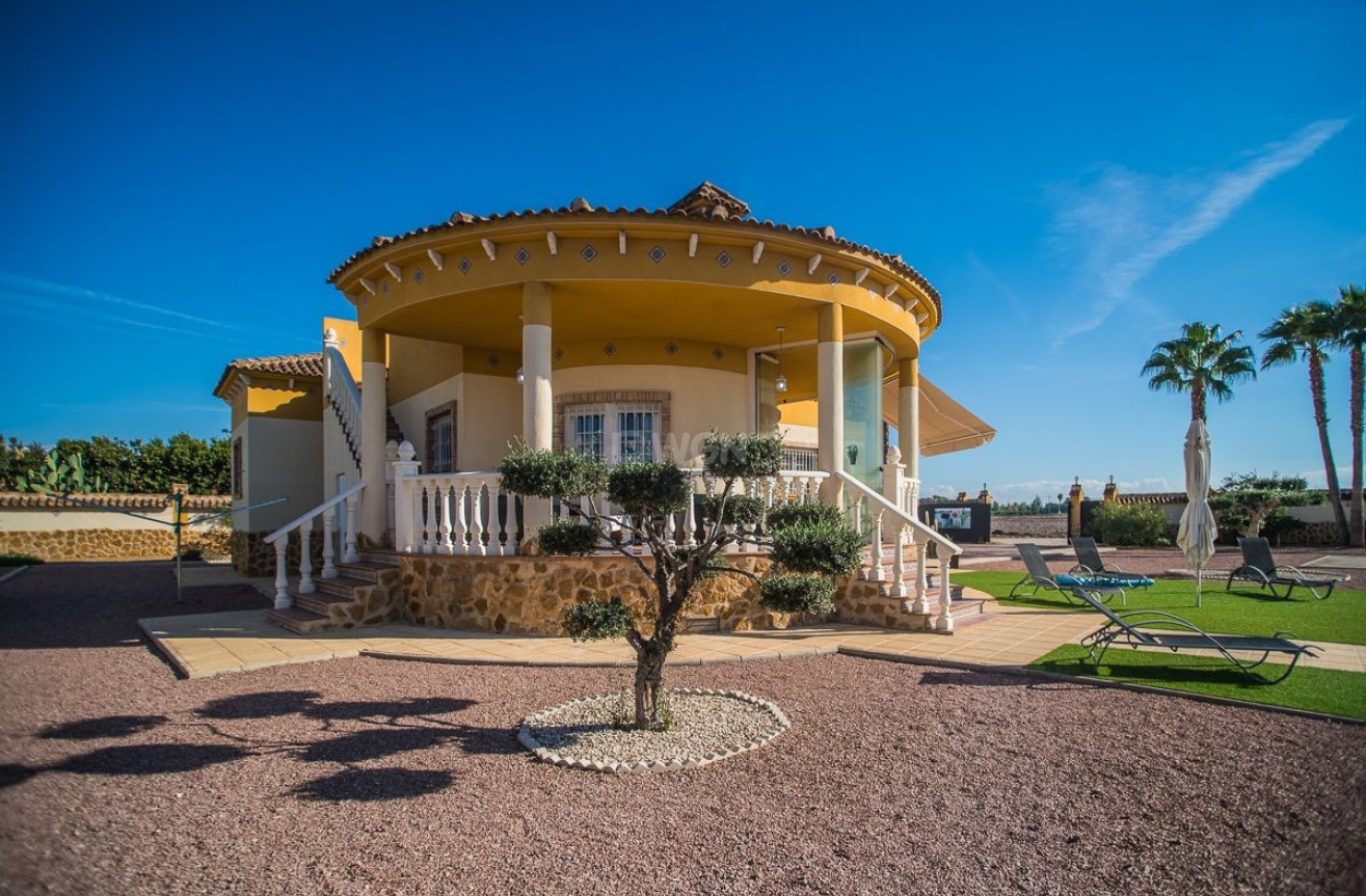 Odsprzedaż - Villa - Catral - Costa Blanca
