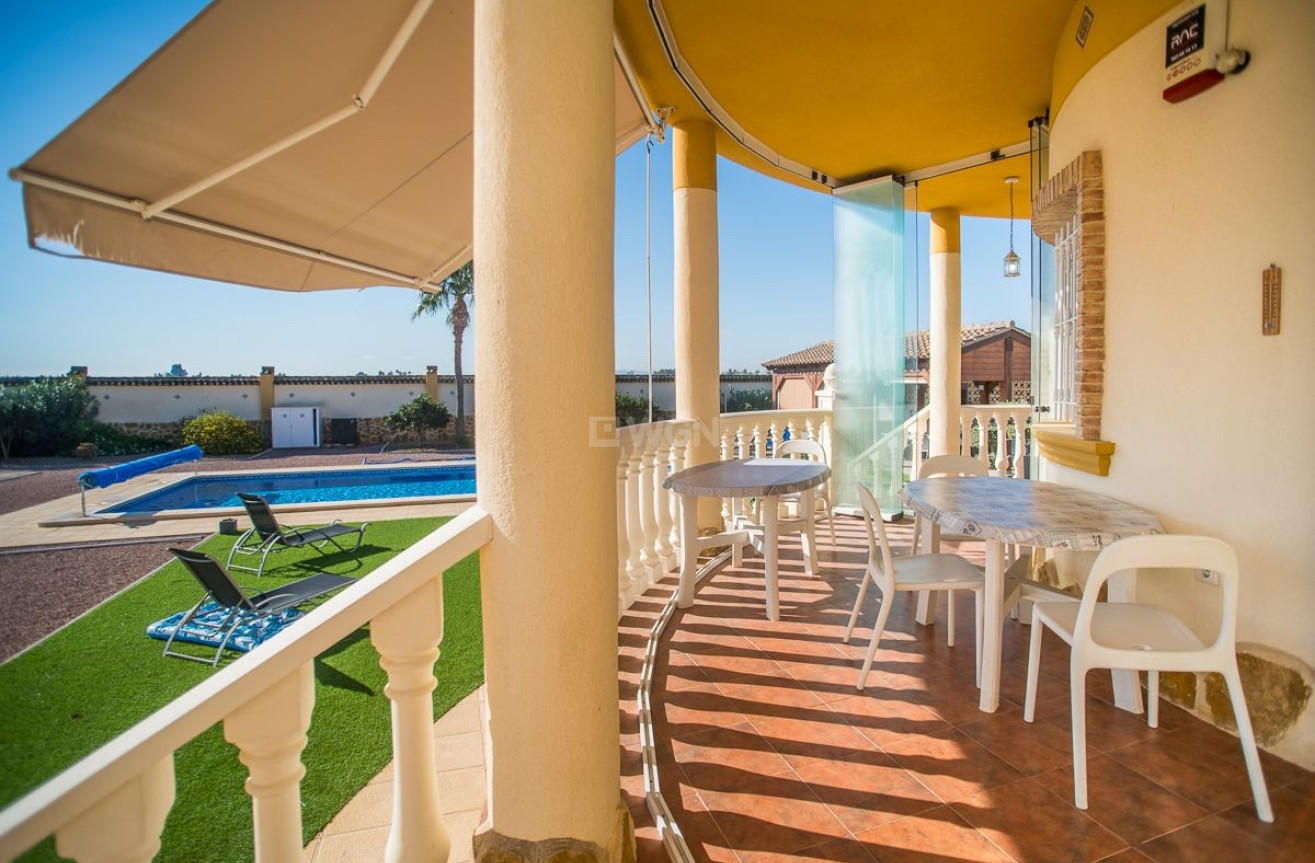Odsprzedaż - Villa - Catral - Costa Blanca