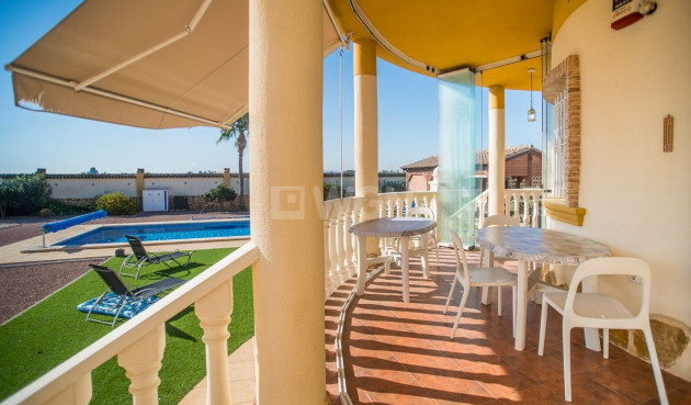 Odsprzedaż - Villa - Catral - Costa Blanca