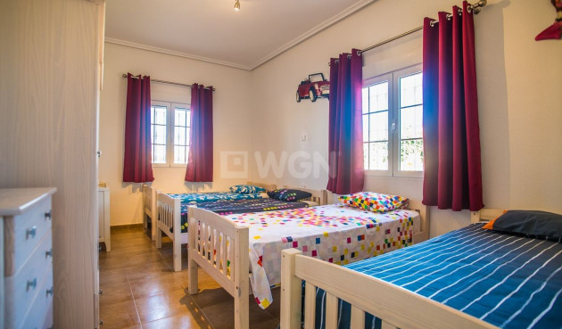 Odsprzedaż - Villa - Catral - Costa Blanca