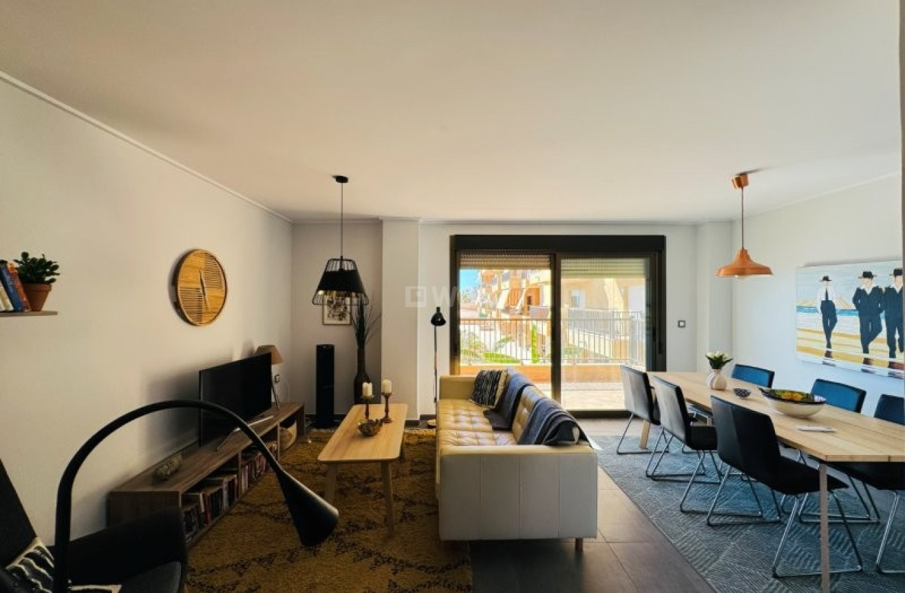 Reventa - Apartamento / piso - La Mata - Costa Blanca