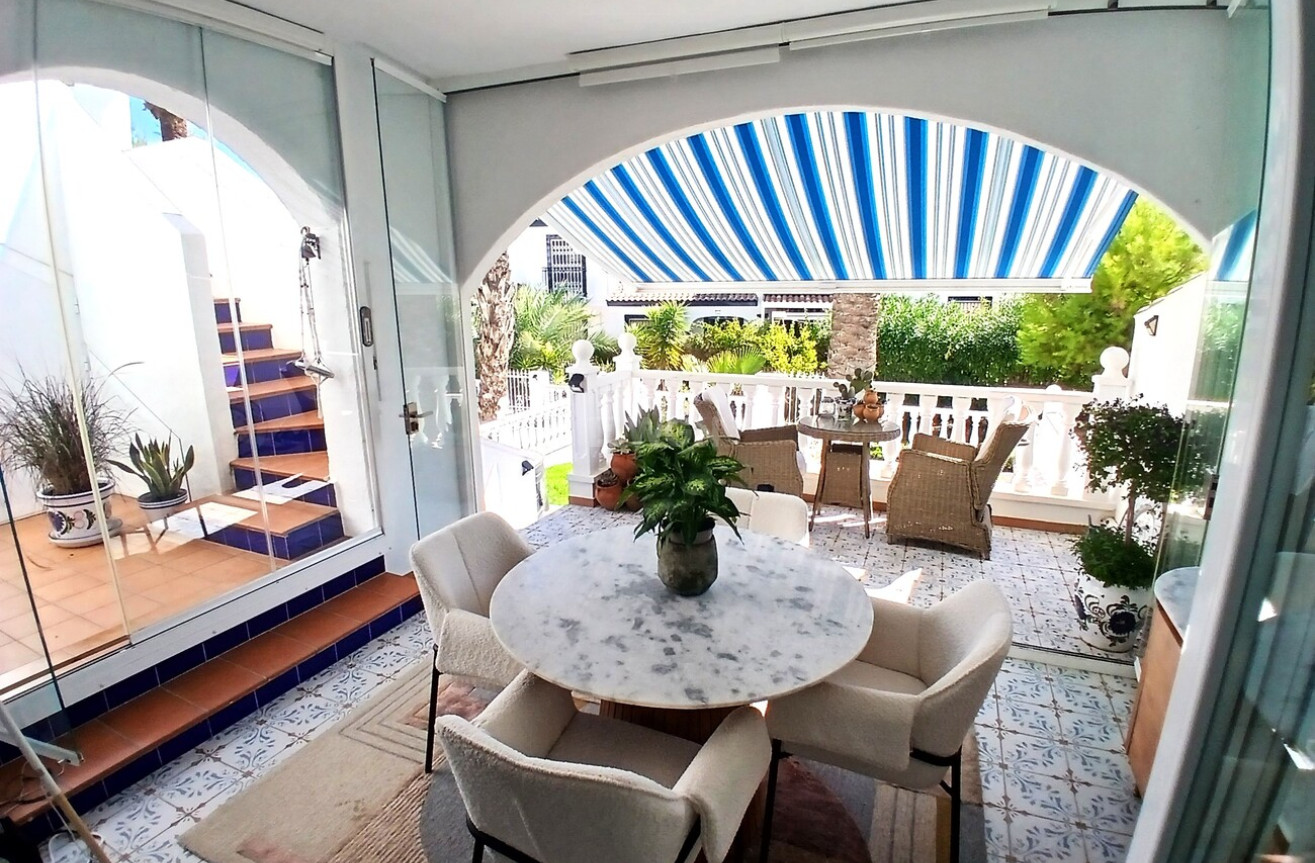 Resale - Townhouse - Villamartin - Costa Blanca