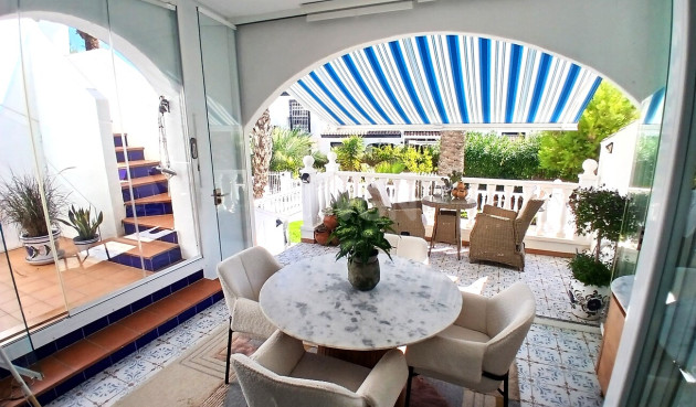 Resale - Townhouse - Villamartin - Costa Blanca