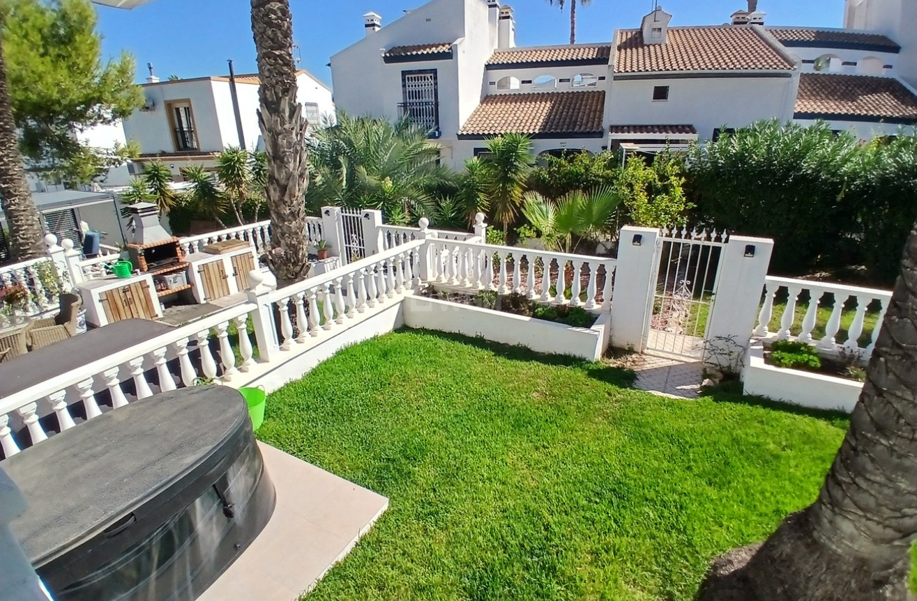 Resale - Townhouse - Villamartin - Costa Blanca
