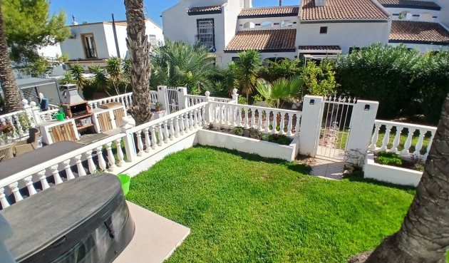 Resale - Townhouse - Villamartin - Costa Blanca