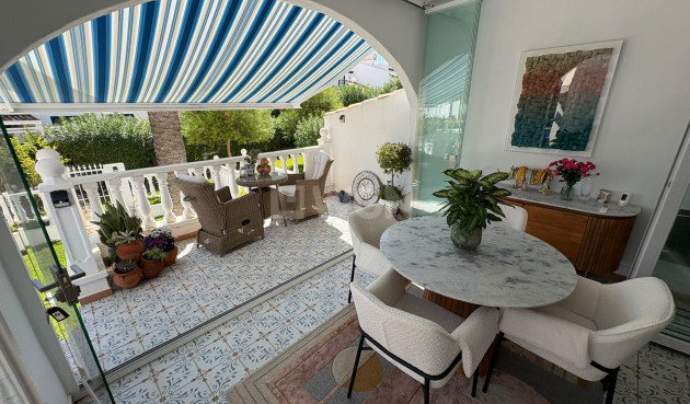 Resale - Villa - Villamartin - Costa Blanca