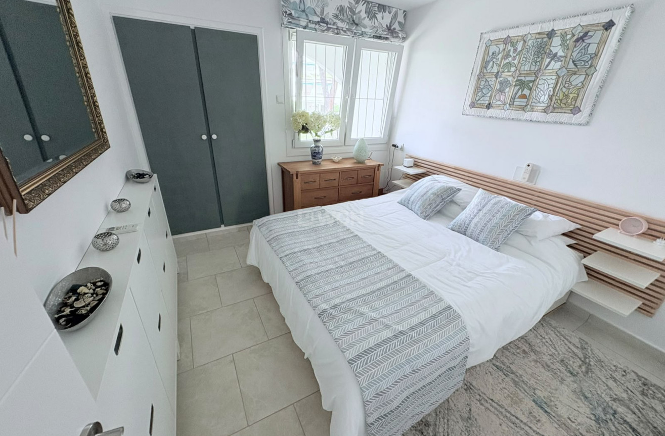 Resale - Villa - Villamartin - Costa Blanca