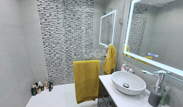 Resale - Villa - Villamartin - Costa Blanca