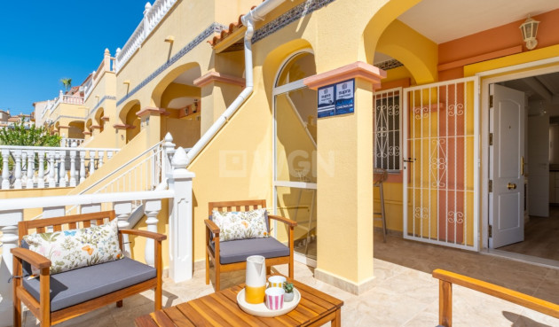 Odsprzedaż - Kamienica - Orihuela Costa - Costa Blanca