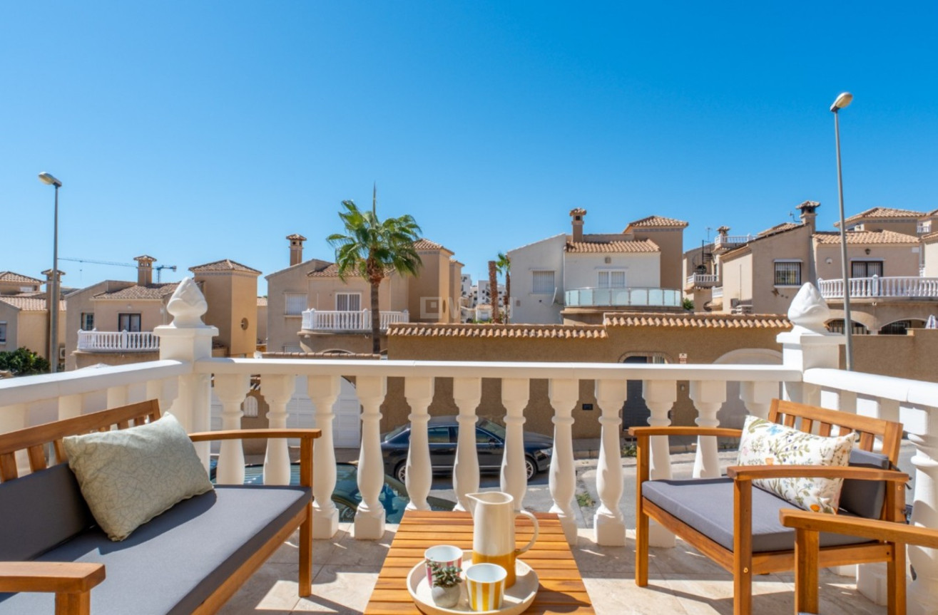 Odsprzedaż - Kamienica - Orihuela Costa - Costa Blanca