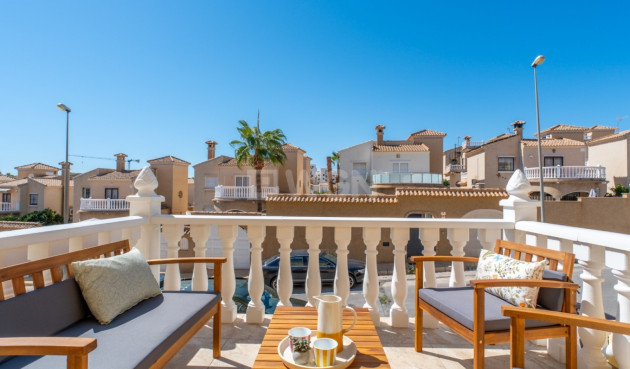 Odsprzedaż - Kamienica - Orihuela Costa - Costa Blanca