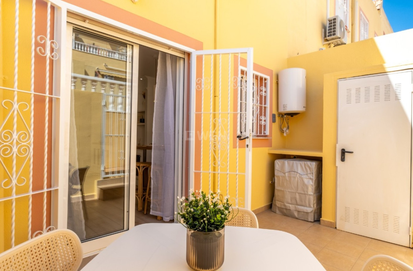 Odsprzedaż - Kamienica - Orihuela Costa - Costa Blanca