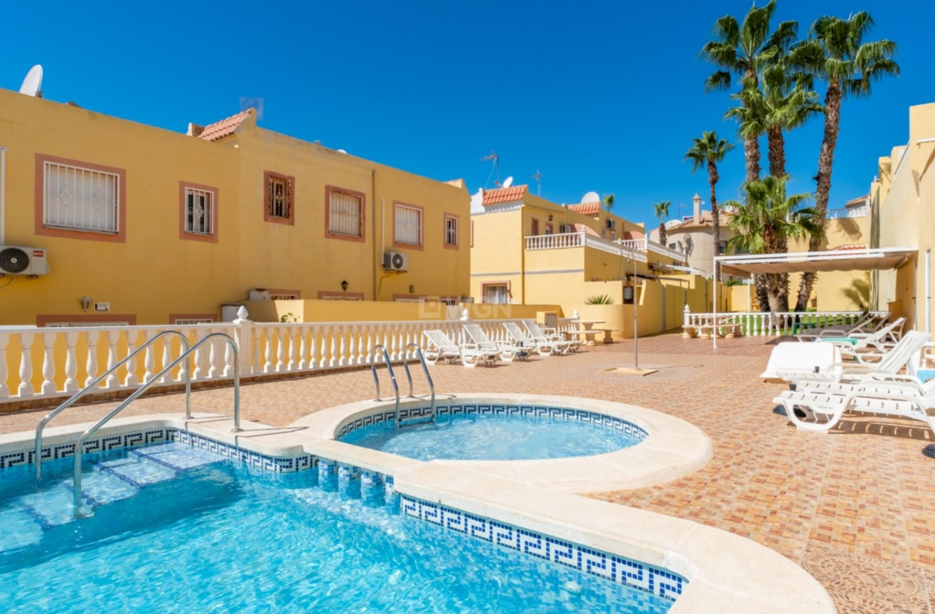 Odsprzedaż - Kamienica - Orihuela Costa - Costa Blanca