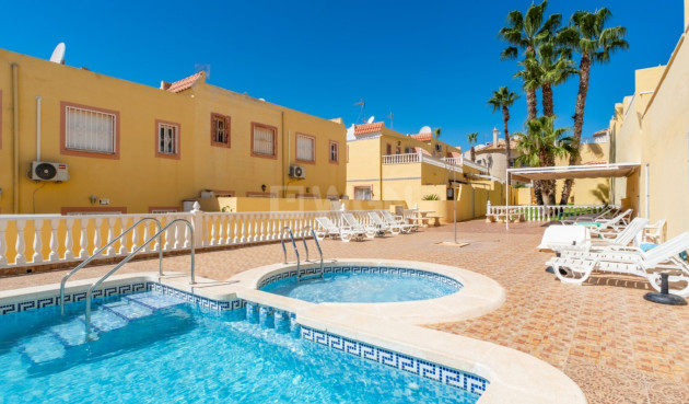 Odsprzedaż - Kamienica - Orihuela Costa - Costa Blanca