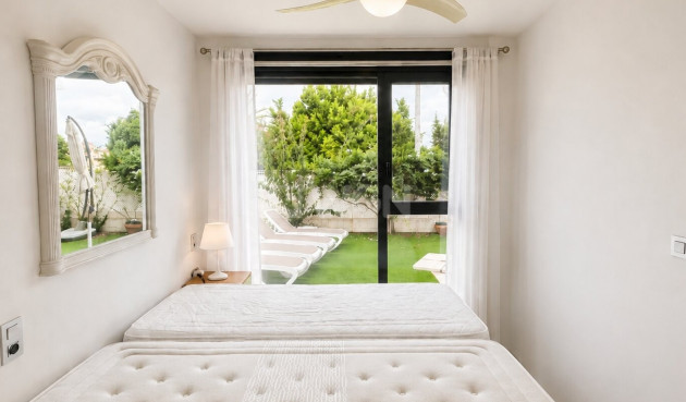 Resale - Apartment / flat - Orihuela Costa - Costa Blanca