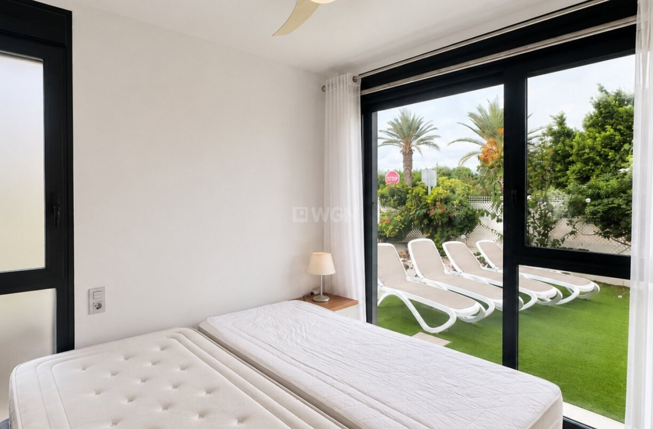 Resale - Apartment / flat - Orihuela Costa - Costa Blanca