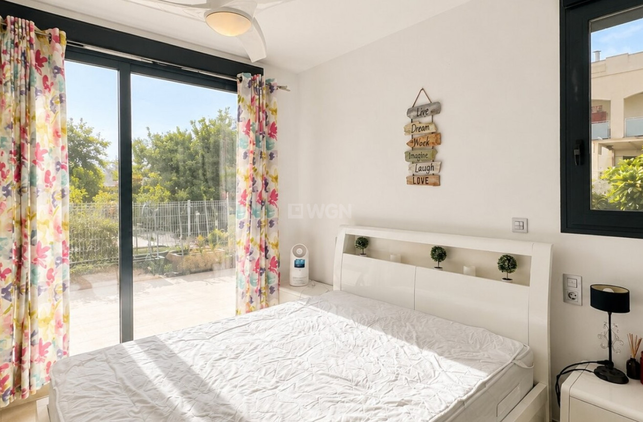 Resale - Apartment / flat - Orihuela Costa - Costa Blanca