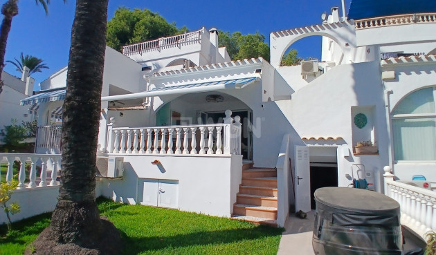 Resale - Townhouse - Villamartin - Costa Blanca