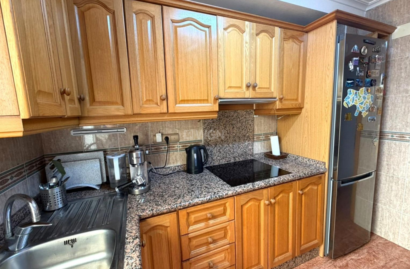 Odsprzedaż - Bungalow - Torrevieja - La Mata