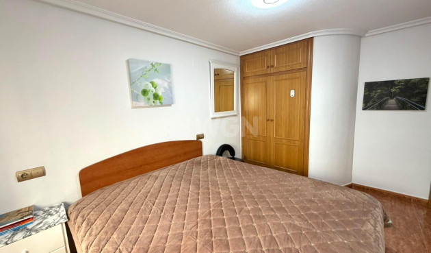 Odsprzedaż - Bungalow - Torrevieja - La Mata