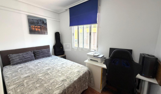 Odsprzedaż - Bungalow - Torrevieja - La Mata