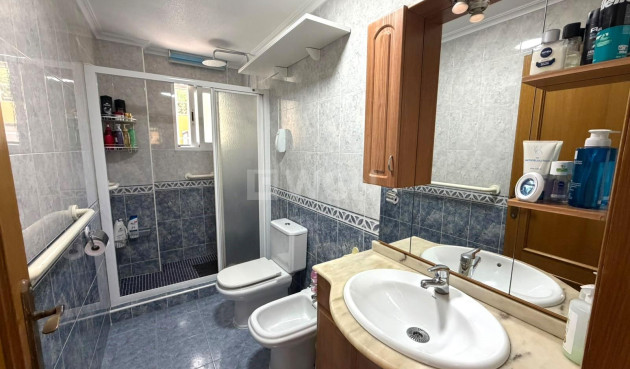 Odsprzedaż - Bungalow - Torrevieja - La Mata