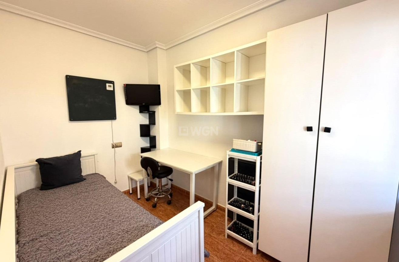 Odsprzedaż - Bungalow - Torrevieja - La Mata