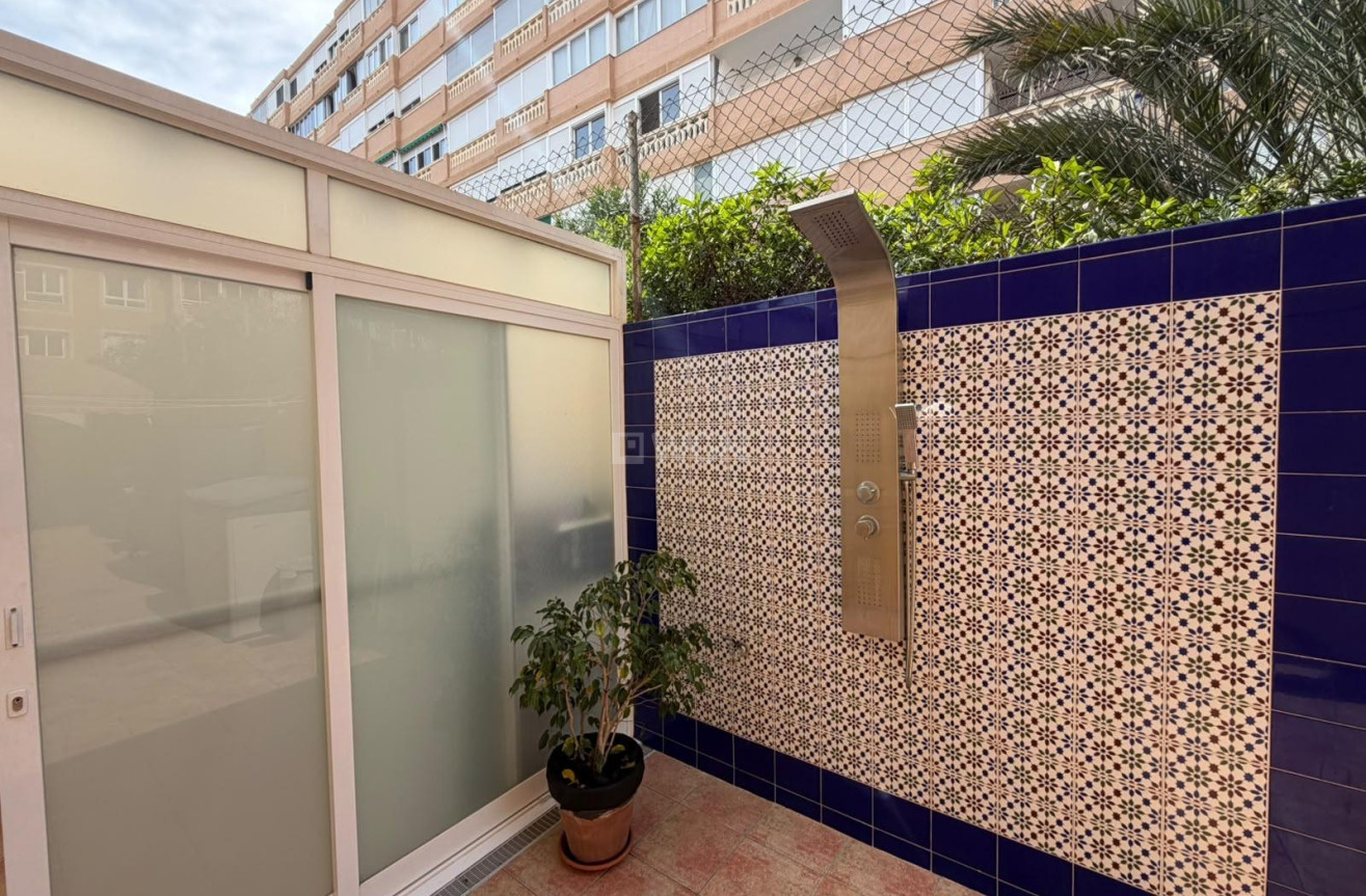 Odsprzedaż - Bungalow - Torrevieja - La Mata