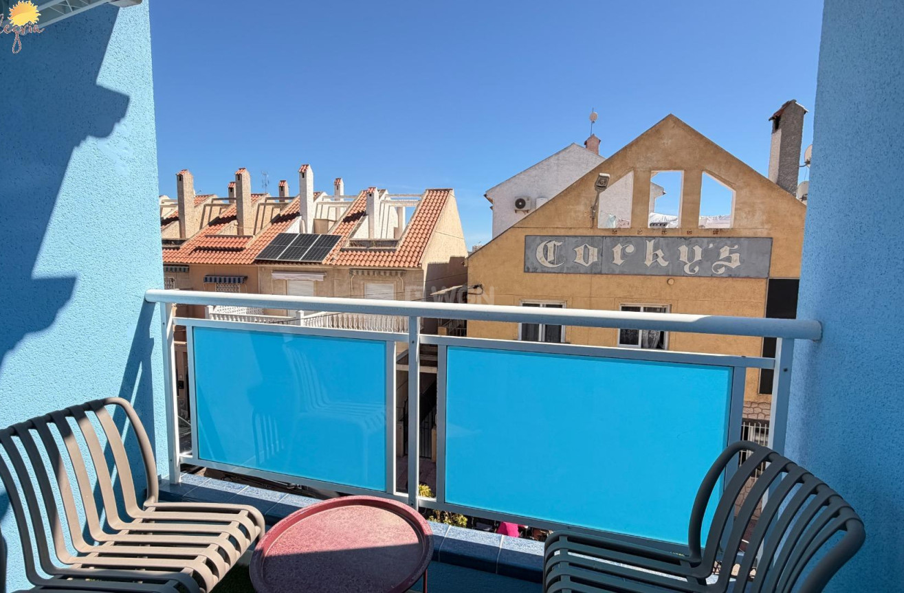 Resale - Apartment / flat - Torrevieja - Estacion De Autobuses